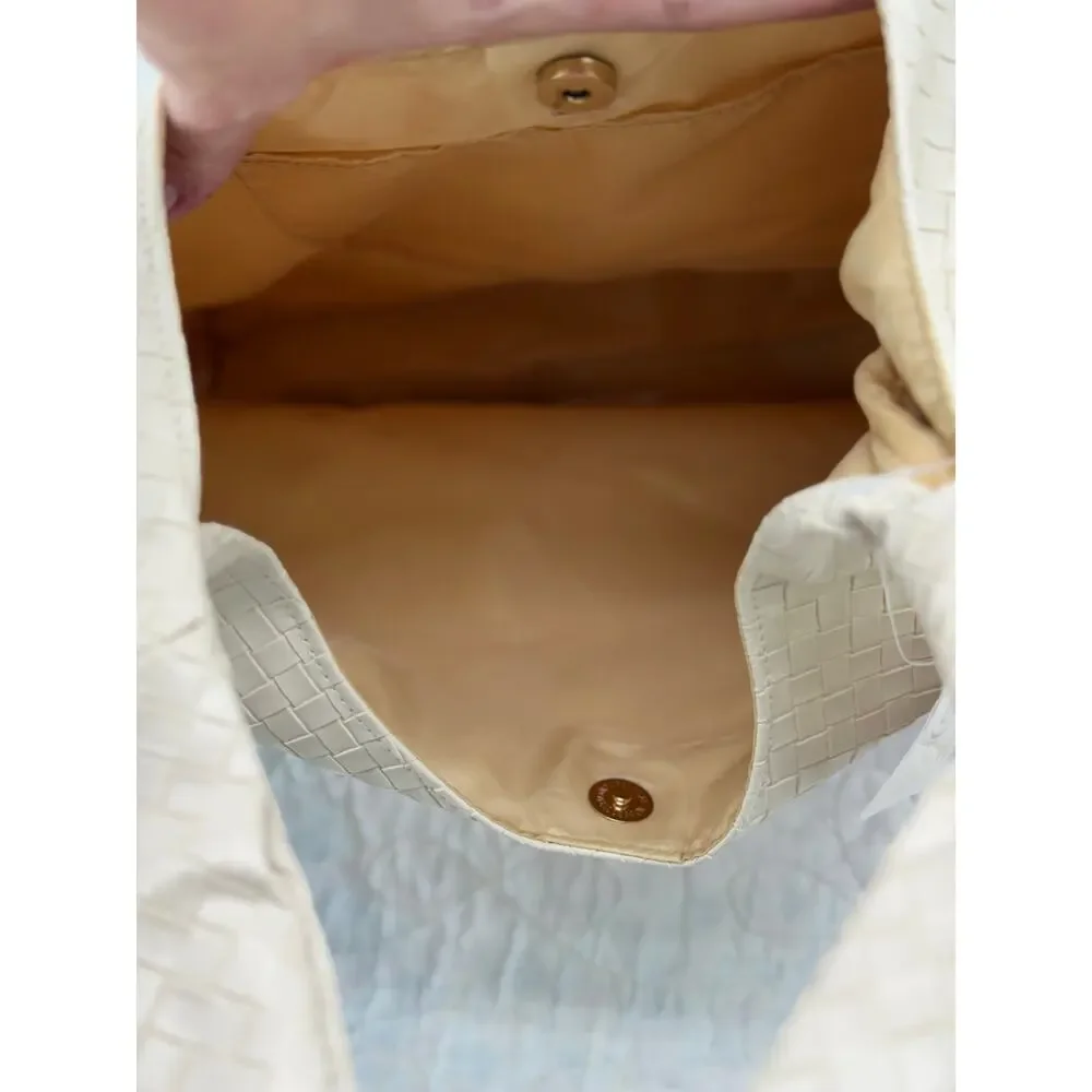 New Ulta cream weave bag with knot spring nutral